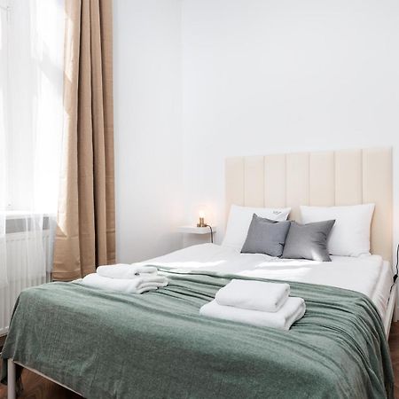 Krupnicza Modern Old Town Apartments - By Upstairs Krakow Dış mekan fotoğraf