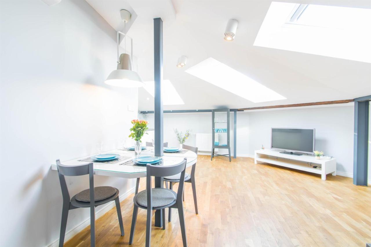 Krupnicza Modern Old Town Apartments - By Upstairs Krakow Dış mekan fotoğraf