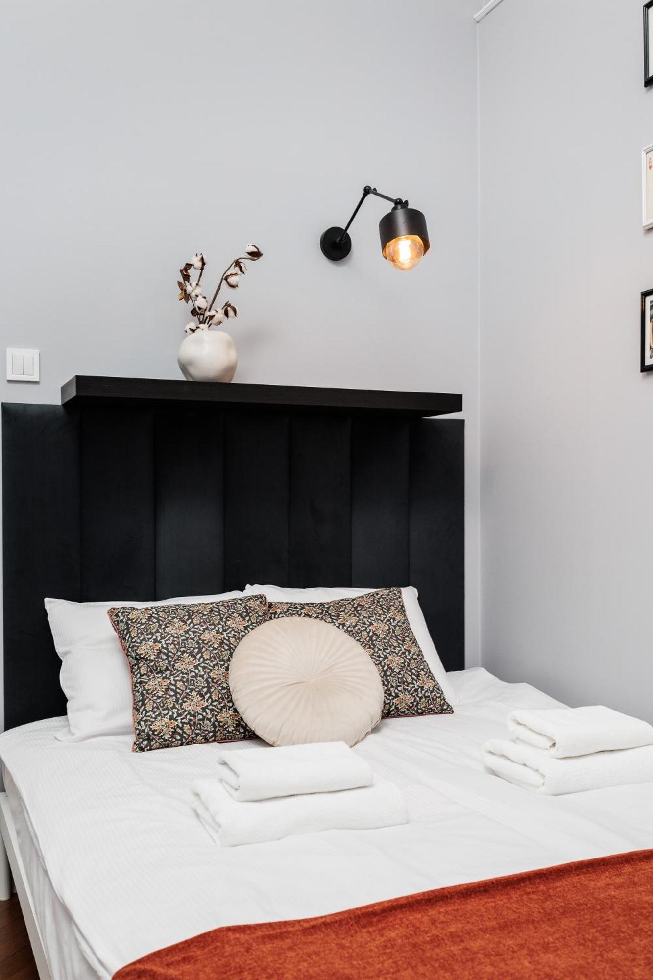 Krupnicza Modern Old Town Apartments - By Upstairs Krakow Dış mekan fotoğraf