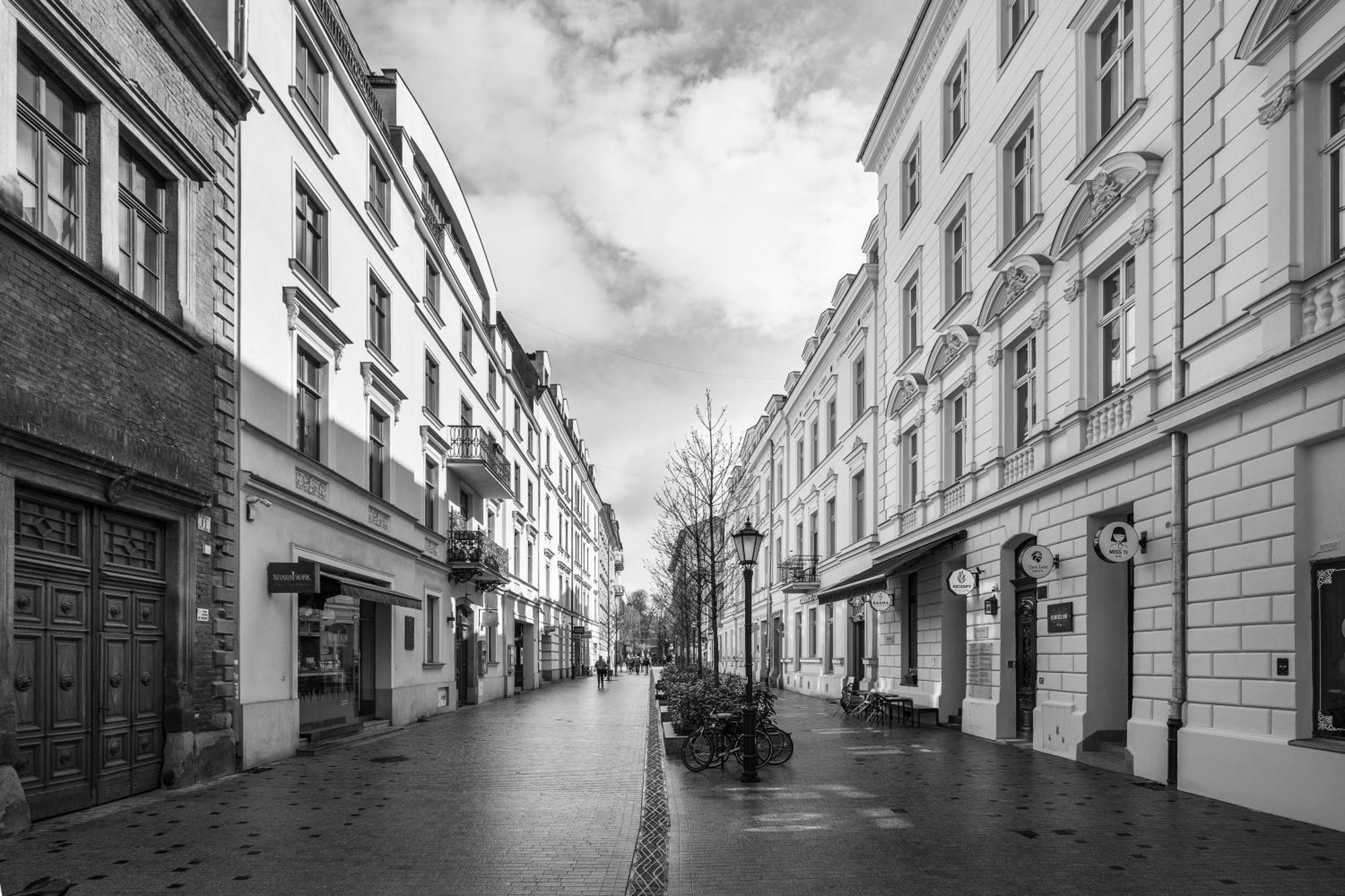 Krupnicza Modern Old Town Apartments - By Upstairs Krakow Dış mekan fotoğraf