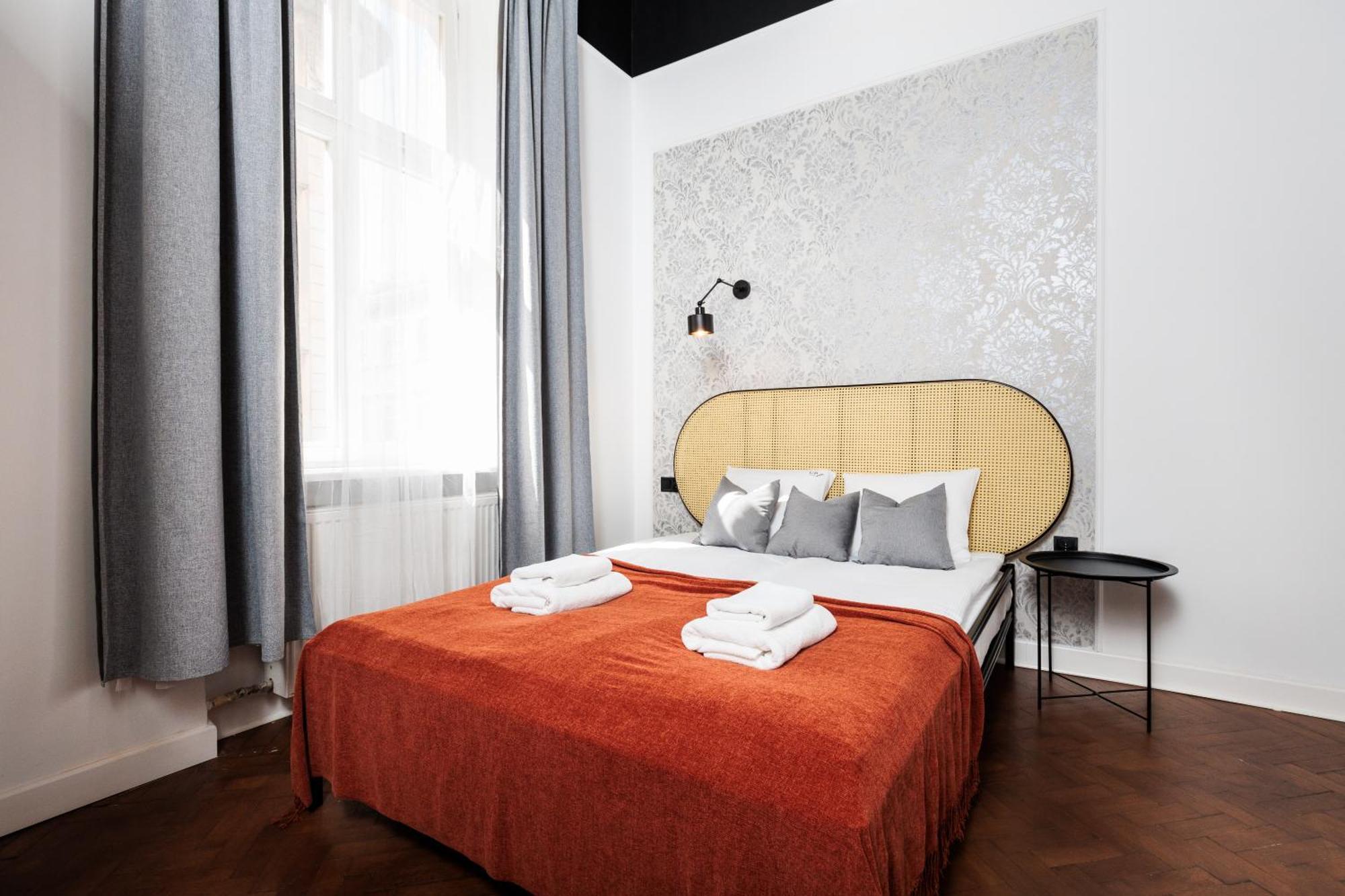 Krupnicza Modern Old Town Apartments - By Upstairs Krakow Dış mekan fotoğraf